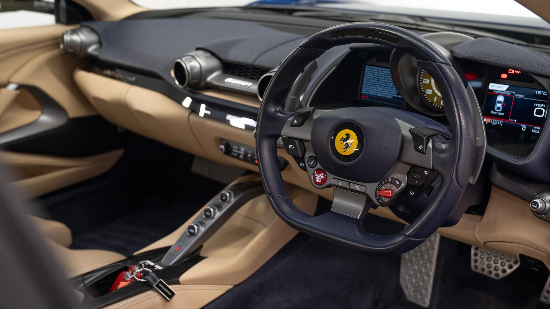 Ferrari 812 Photo 91c21524-e266-43f0-b53d-0196e091dae9.jpg