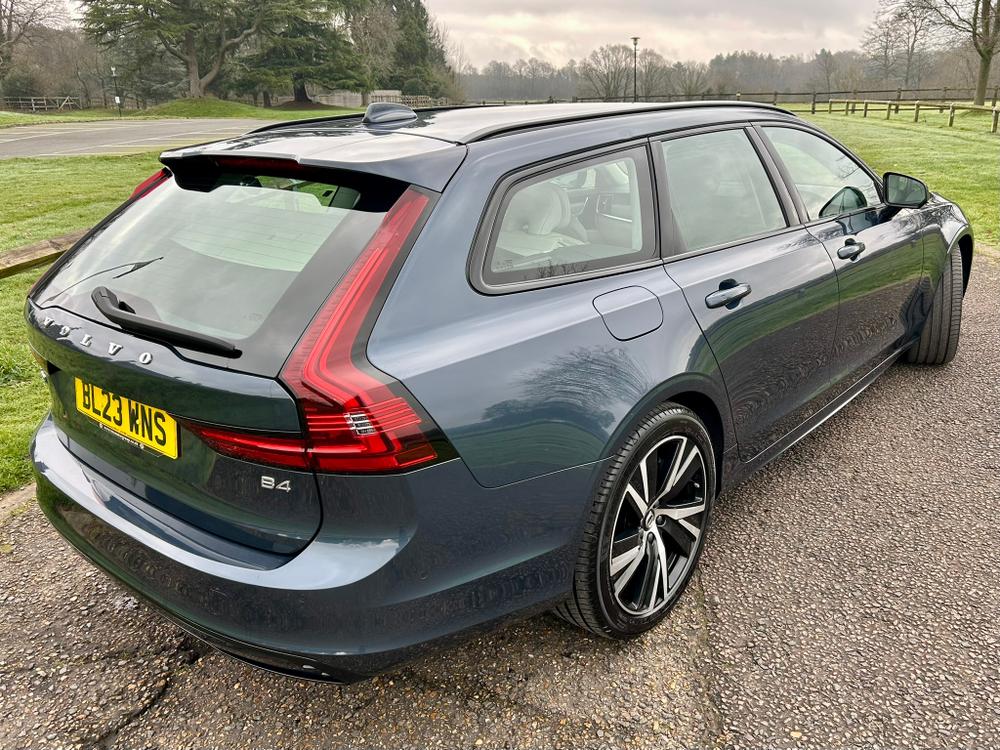 Used Volvo V90 BL23WNS 36