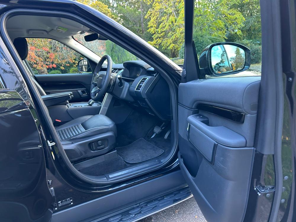 Used Land Rover Discovery YC24LPU 16