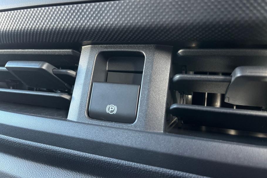 Used Ford TRANSIT CUSTOM L1CUSTMSRT11 25