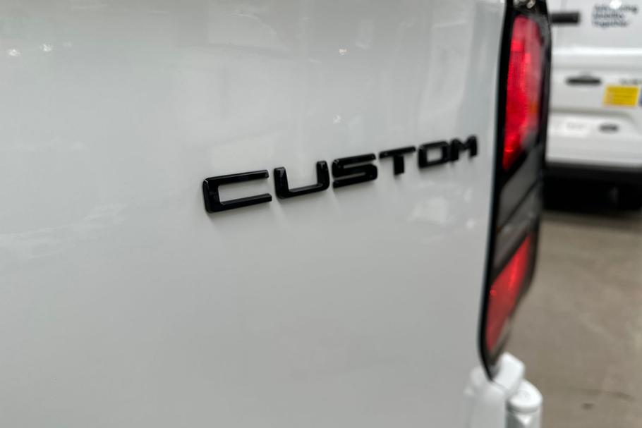 Used Ford TRANSIT CUSTOM CUSTTRENDPHEV01 21