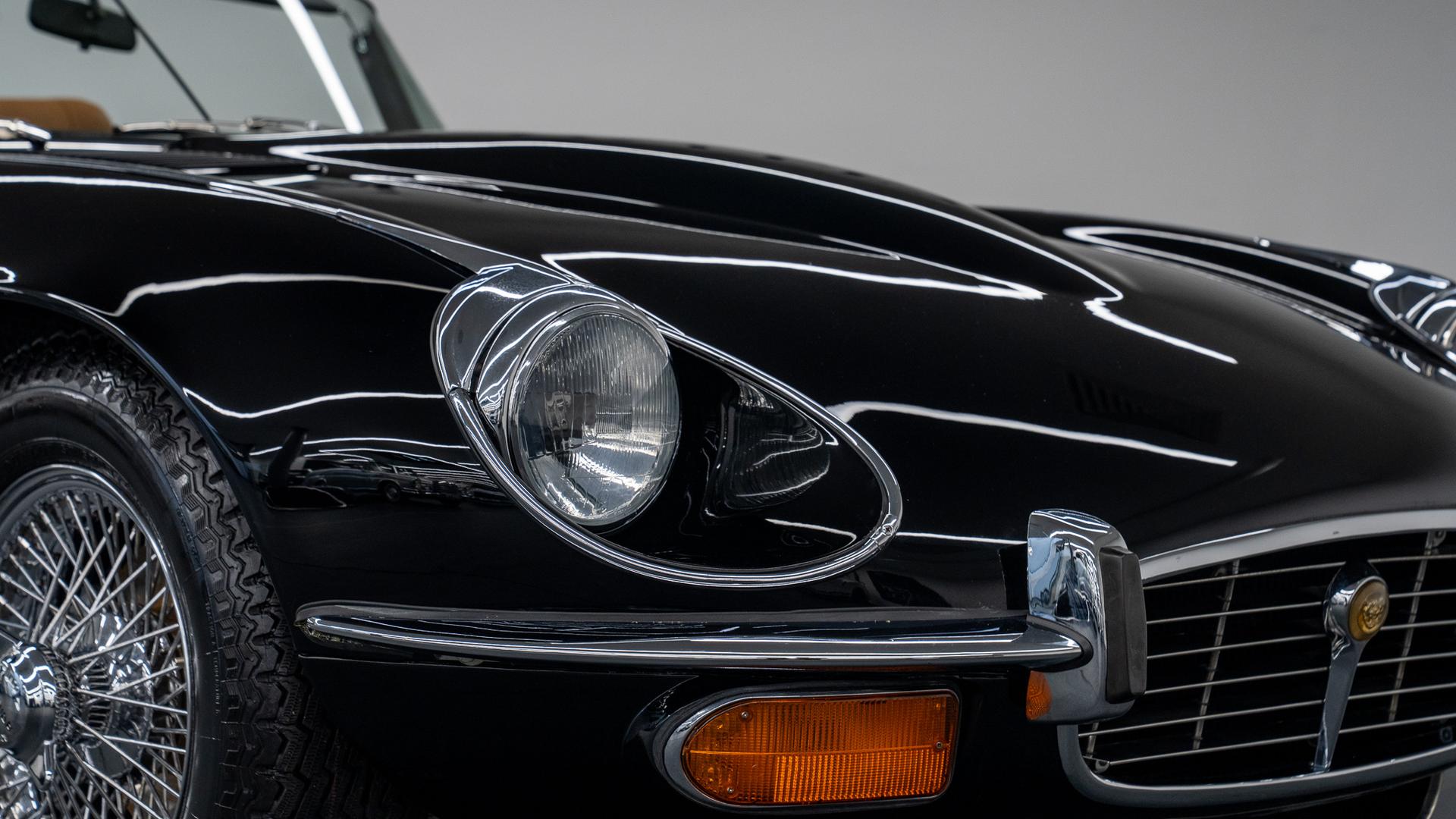 Jaguar E-Type Series III V12 Photo 91ffe929-9816-4094-974d-b49e7a7990e3.jpg