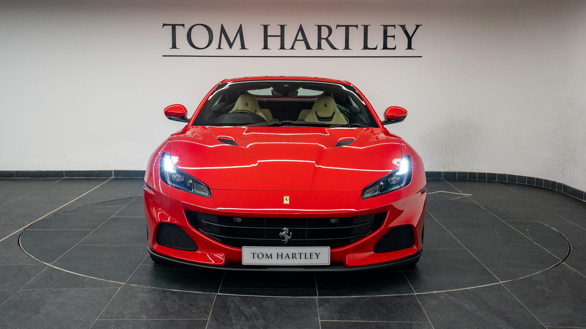 Ferrari Portofino Photo 920f37a6-5b21-4433-86c2-f880ac284bbe.jpg