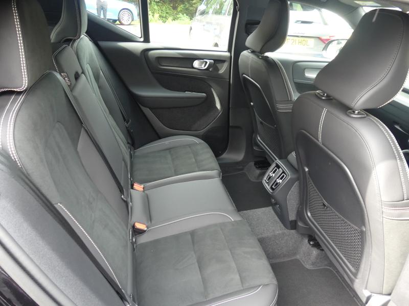 Volvo XC40 Photo 921b7676-f956-409f-8ebd-70ffb06c385b.jpg