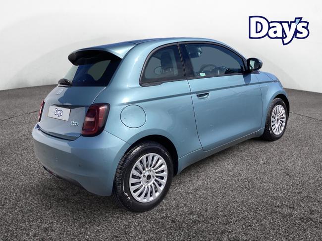 Fiat 500e Photo 921e4e83-f2b8-49ea-a5b8-45331facd422.JPG
