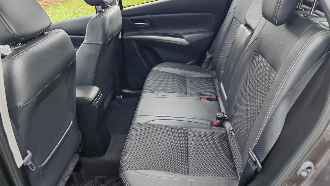 Used Suzuki S-Cross WN72HJG 18