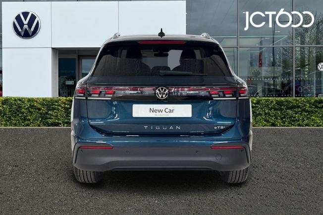 VOLKSWAGEN Tiguan Photo 7