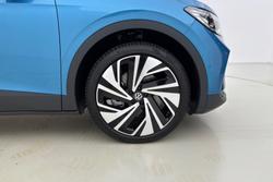 VOLKSWAGEN ID.4 Photo 5