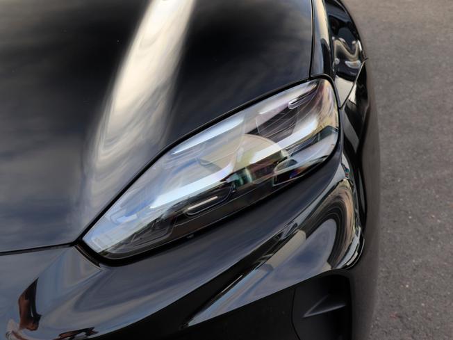 PORSCHE Cayenne Electric Photo 29