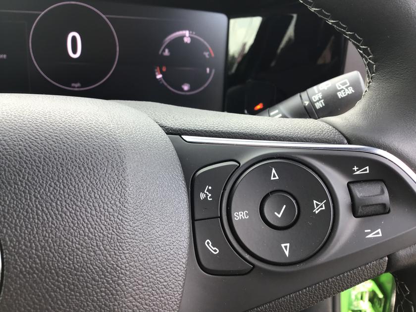 Vauxhall Mokka Photo 927154bc-5bf8-4d1c-ad78-6b86fdd84773.jpg