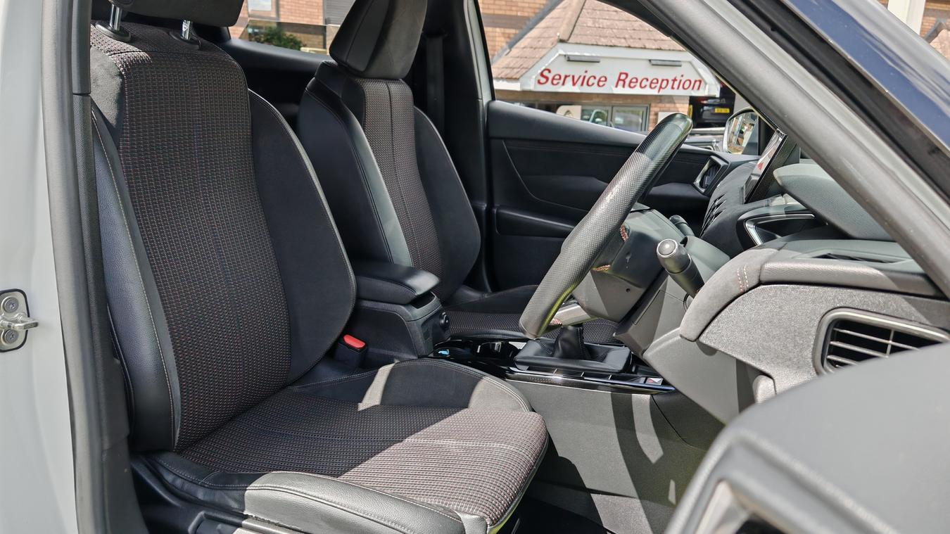 Used DS AUTOMOBILES DS 3 CROSSBACK BF20GWO 9