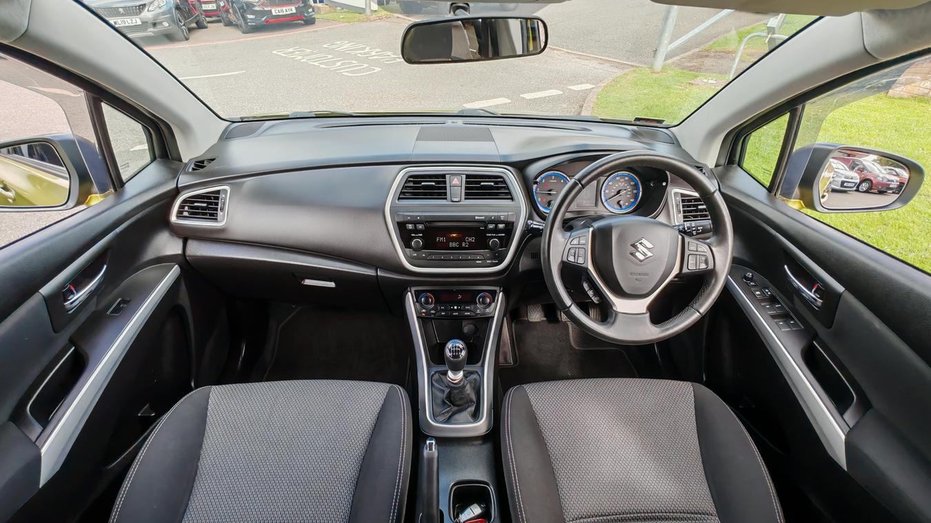 Used Suzuki SX4 S-Cross WD64ECT 25