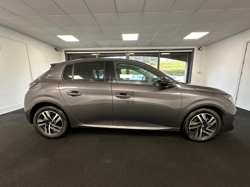 Peugeot 208 Photo 928ec532-2ff1-4daa-b3fa-1db7be31002e.jpg