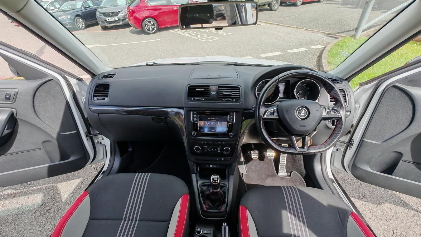 Used Skoda Yeti LX15XOB 36