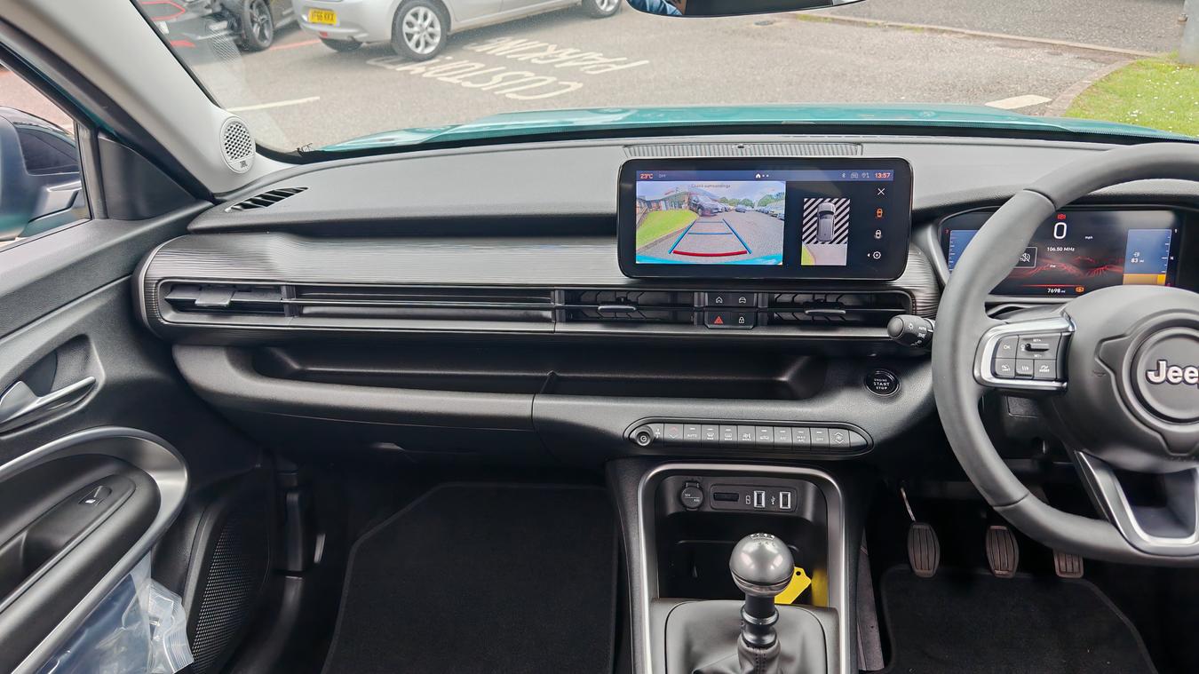 Used Jeep Avenger HX73MPO 27