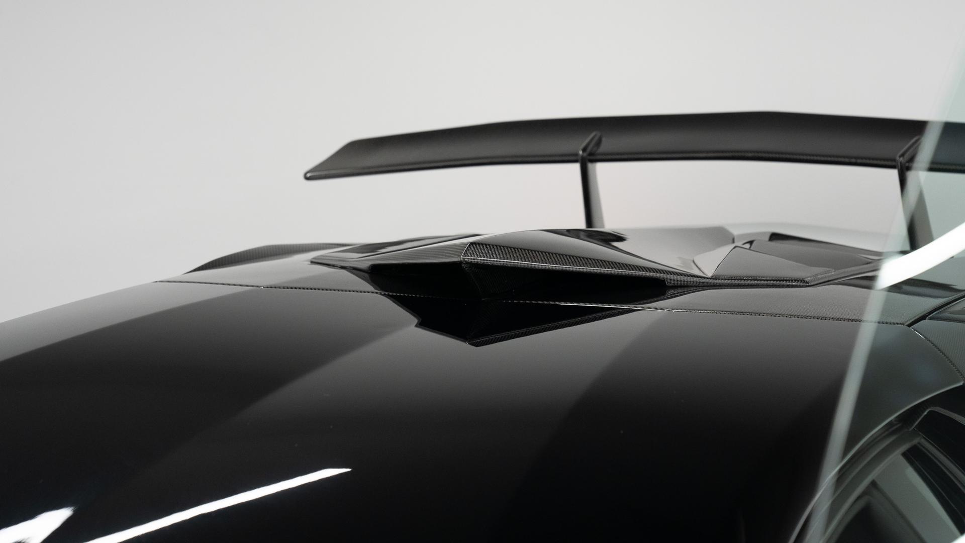 LAMBORGHINI Aventador Photo 92ae34ab-c08c-49f5-929c-526bb3204b9a.jpg