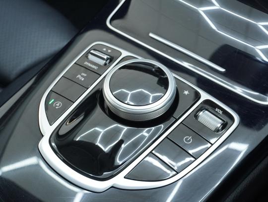Mercedes-Benz C Class Photo 92bcd361-e13f-4b08-8f62-72474ab7368e.jpg