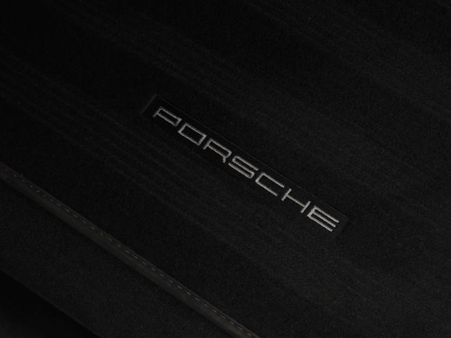 PORSCHE 911 Photo 21
