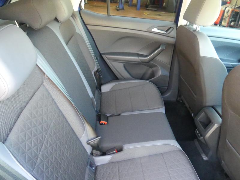Volkswagen T-Cross Photo 92d00e00-8975-44b8-b3fa-410c8535be3b.jpg