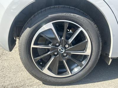 Mazda Mazda2 Photo 9