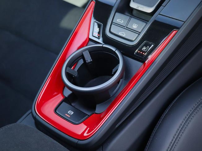 PORSCHE 911 Photo 32