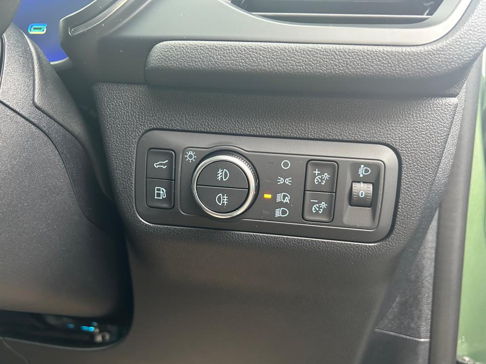 Ford Kuga Photo 9312402b-187c-458f-b093-b53f3efa8a6c.jpeg