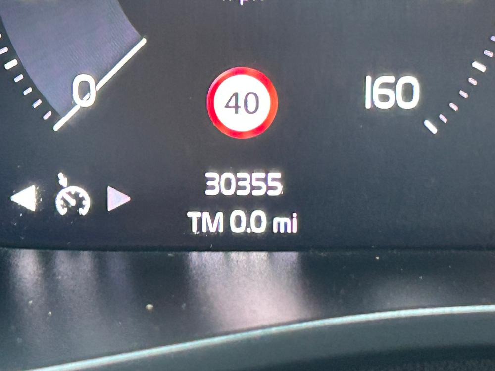 Used Volvo XC40 KN73PKZ 32