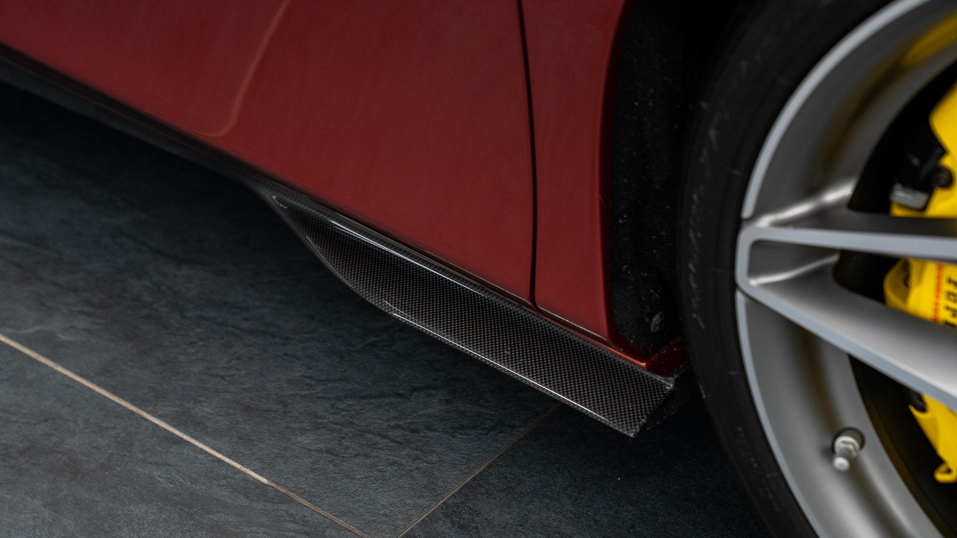 Ferrari F8 Photo 931ab63b-d586-461d-8be0-4bb55634e337.jpg
