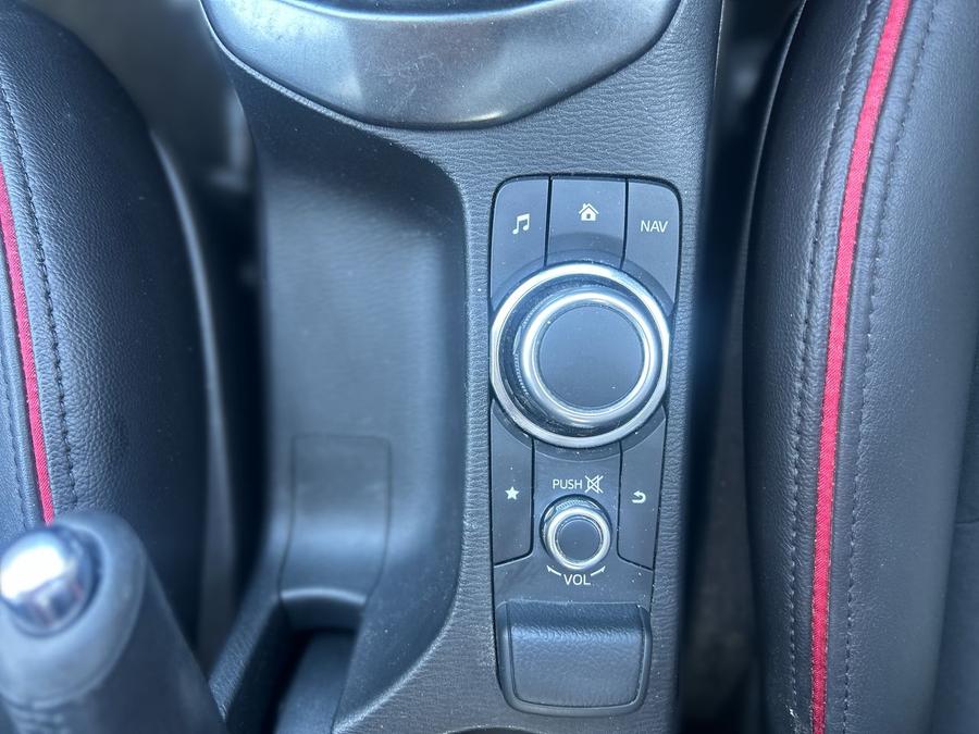 Mazda Mazda2 Photo 932abeda-0b34-4090-bc8a-23e53da621e4.jpg
