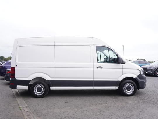 Volkswagen Crafter Photo 932c8959-47b9-4a1a-ab33-f169281db65b.jpg