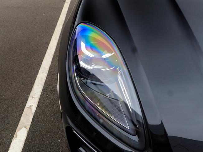 PORSCHE Macan Photo 8