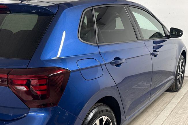 VOLKSWAGEN Polo Photo 28