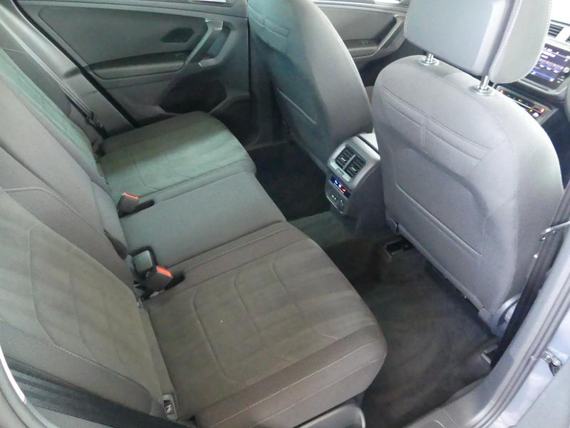 Volkswagen Tiguan Photo 9347c7a2-235d-43f6-b959-5f6b1ba9a065.jpg