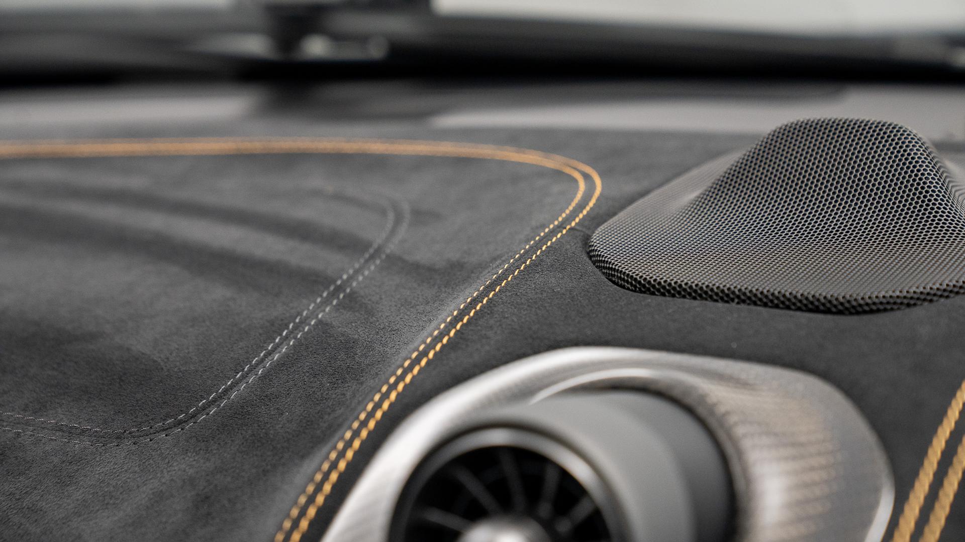 McLaren 675 LT Photo 934af4af-f4ff-4f8e-a164-81649341a676.jpg
