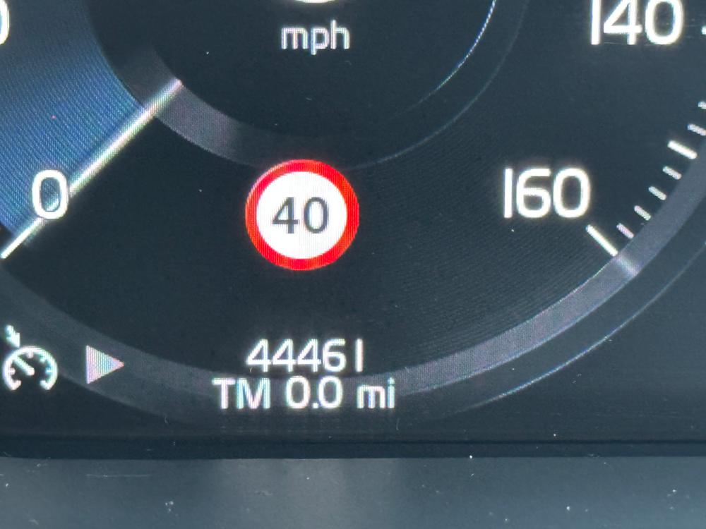 Used Volvo XC60 NK70TMY 37