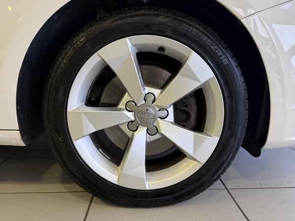Used Audi A1 MA66TWE 3