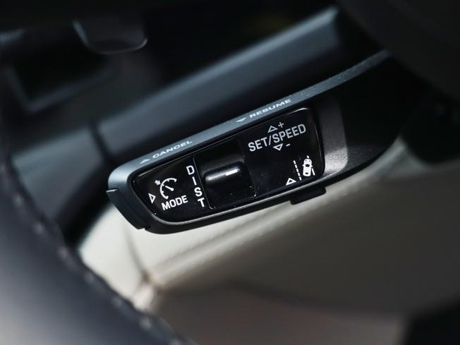 PORSCHE Panamera Photo 33