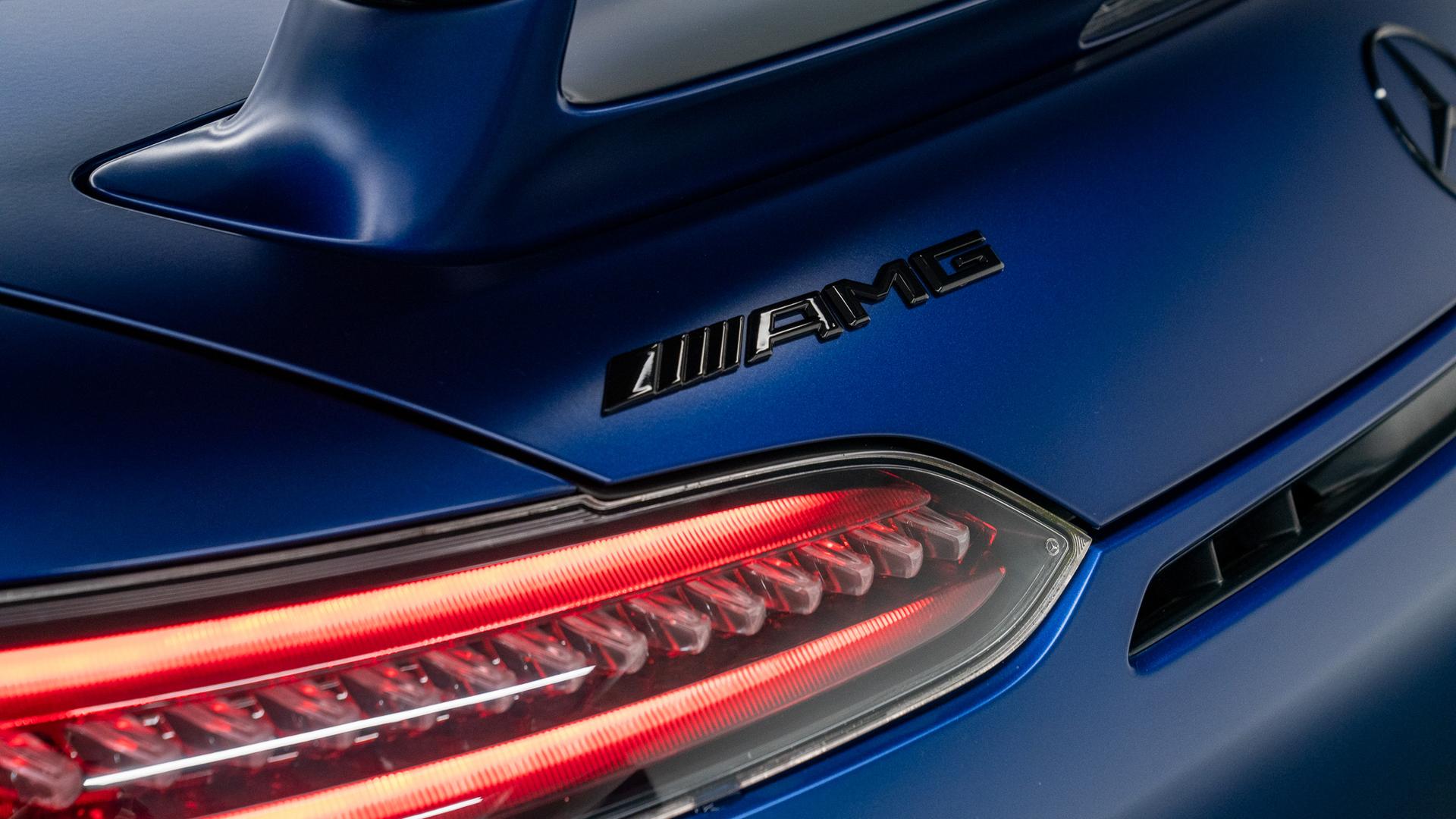 Mercedes-Benz AMG GT Photo 93b495d3-e964-4fd4-b6cf-37863395f854.jpg