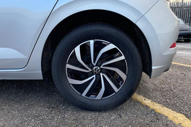 Volkswagen Polo Photo 5