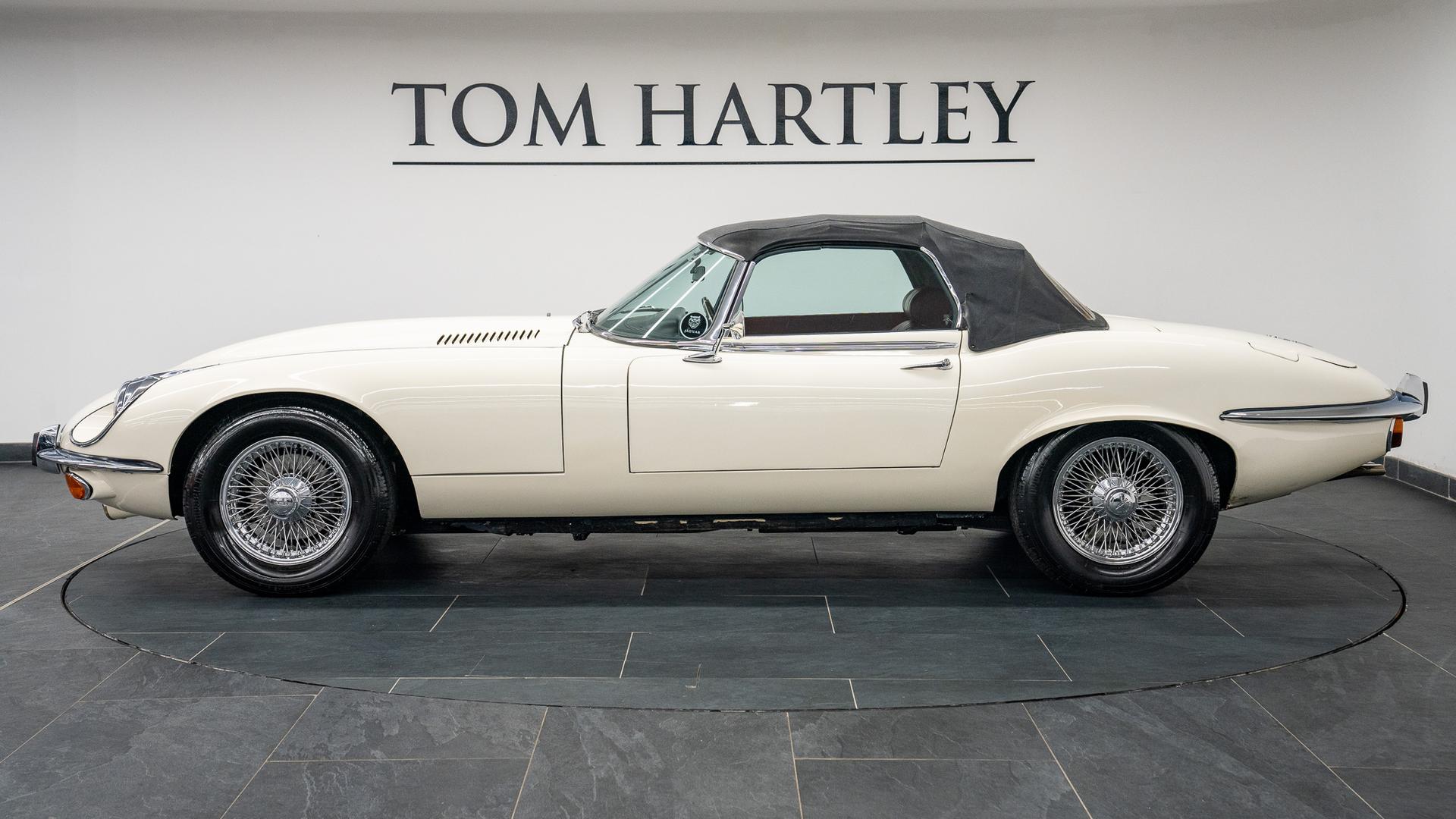 Jaguar E-Type Photo 93df4237-2c91-49ac-a004-d46cf9e47f10.jpg