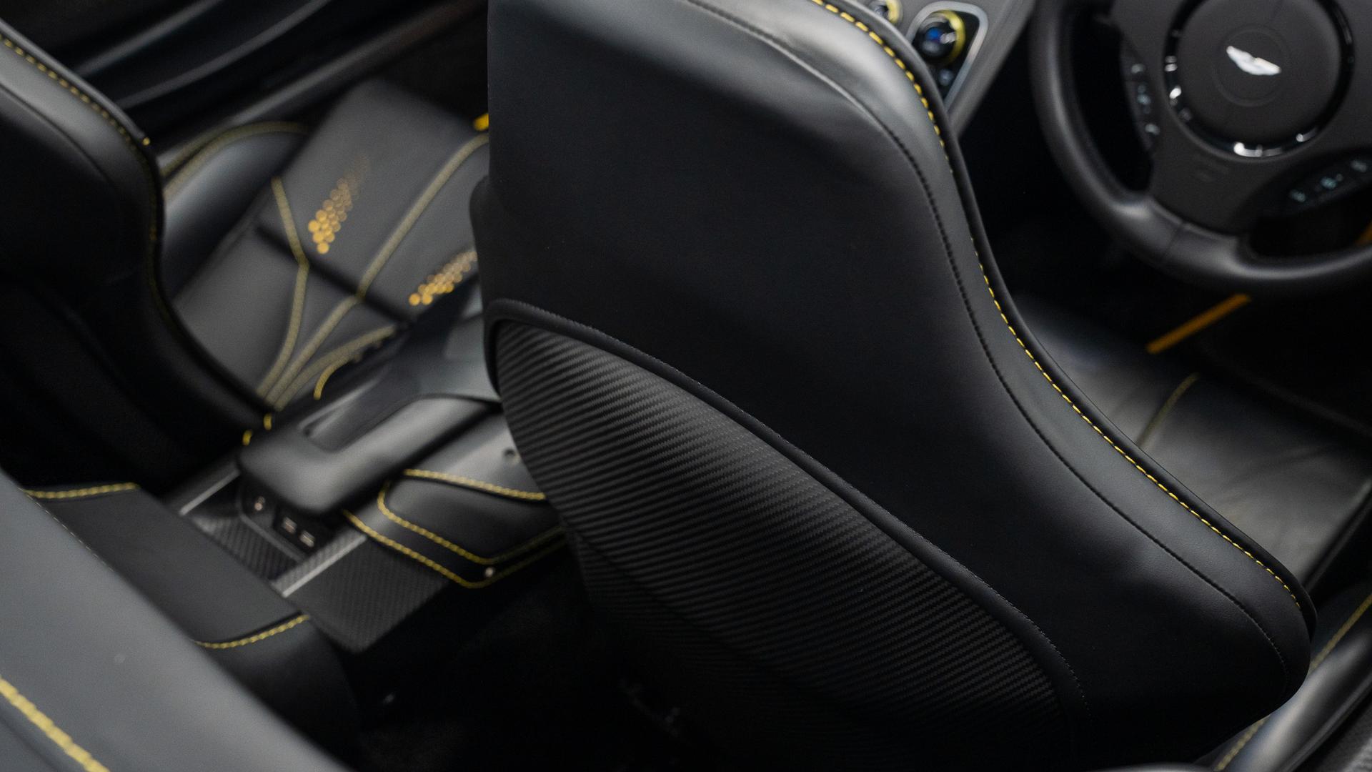 Aston Martin Vantage Photo 93e19bff-55a7-4d49-8b11-59fb5dc8a8b9.jpg