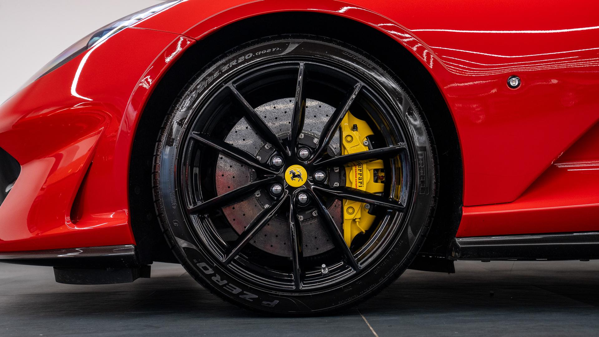 Ferrari 812 Photo 940007d7-2a93-4b6b-9078-1c9e0a9b6969.jpg