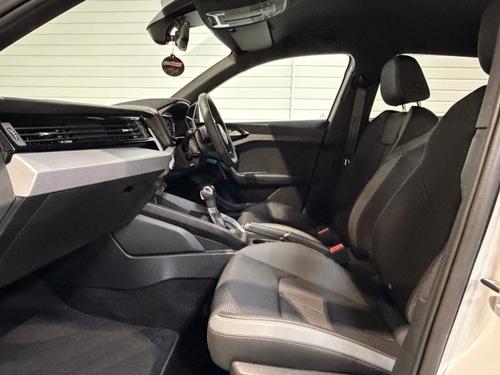 Audi A1 Photo 94037382-09cd-4c09-b356-578c01333d28.jpeg