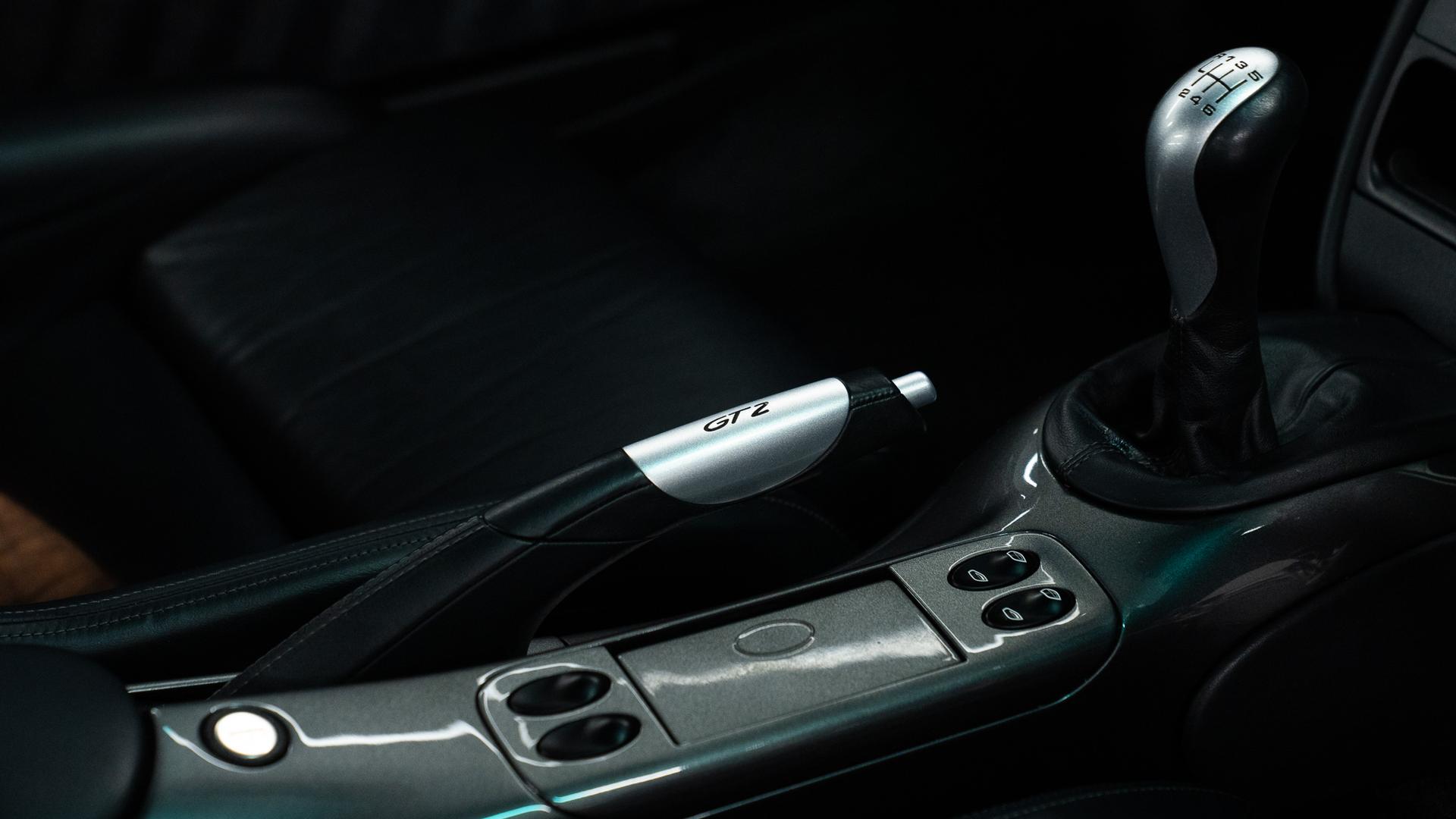 Porsche 911 Photo 941494e1-8ae8-4a1d-813d-e0280fc692e3.jpg