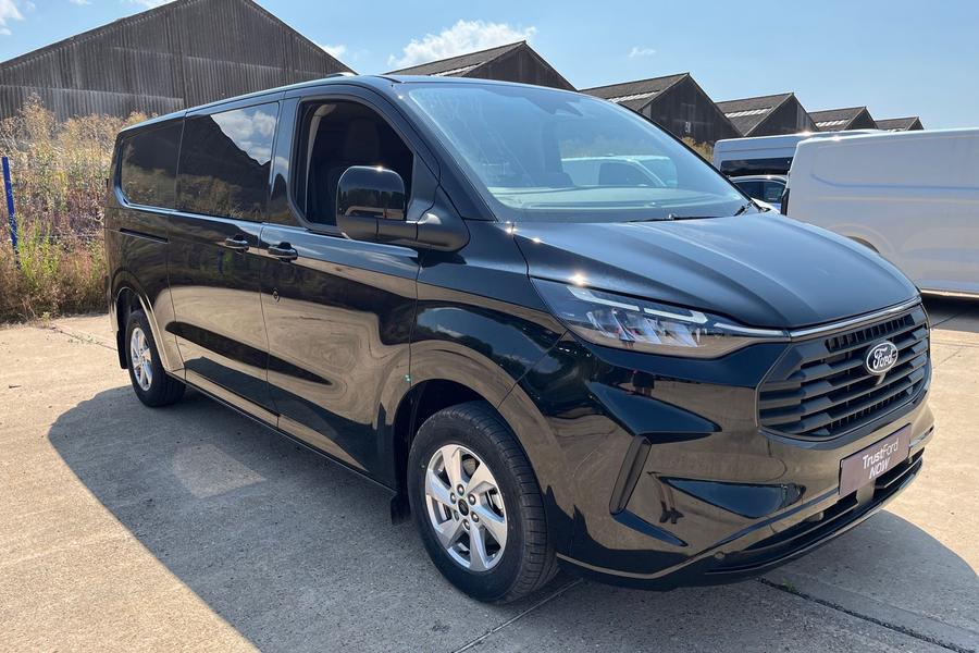 Ford TRANSIT CUSTOM Photo 94159ebf-47b8-47e2-b8c0-75358b00eb80.jpg