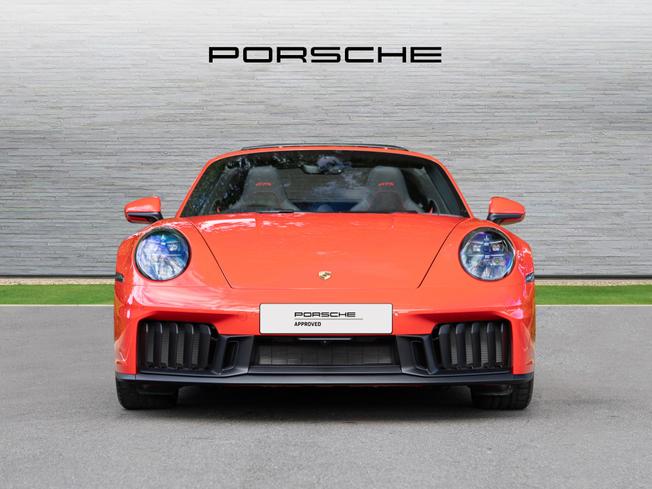 PORSCHE 911 Photo 6
