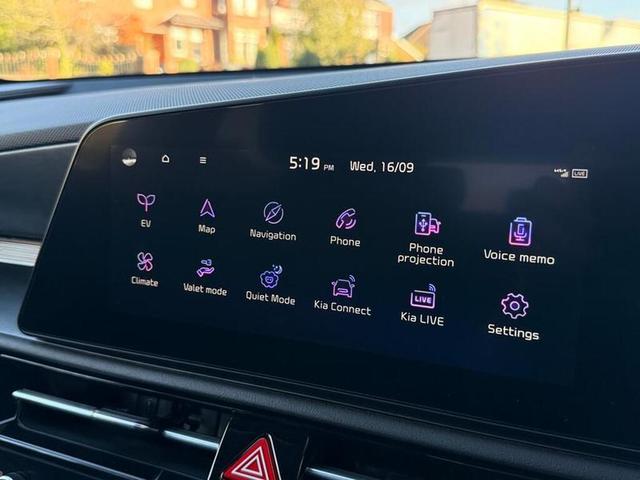 Kia Niro Photo 9425aad2-7c80-4edf-a3a8-3fac1c7aa479.jpg