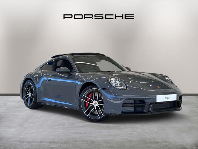 PORSCHE 911 Photo 1