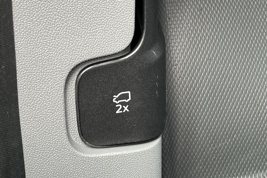 Ford TRANSIT CUSTOM Photo 945cbd01-1dd6-42ec-aa55-7998f7b3d305.jpg