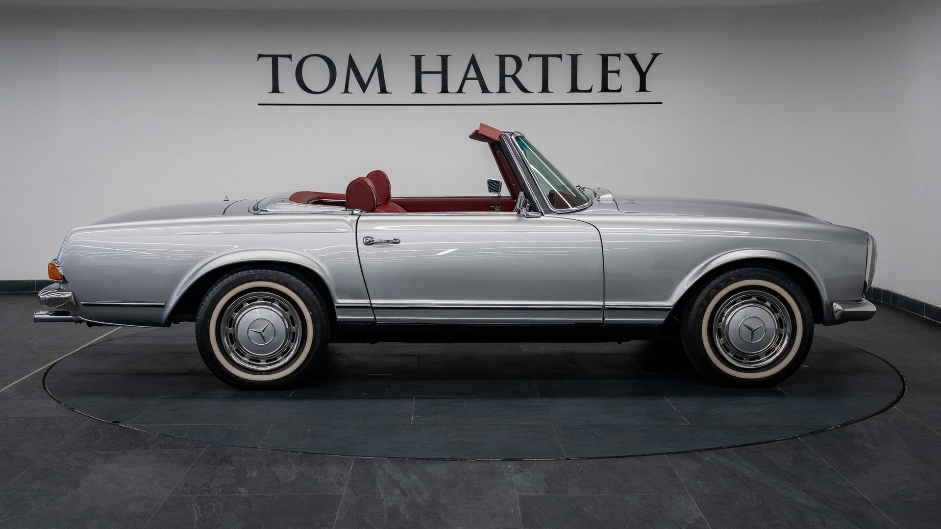 Mercedes-Benz 280 SL Photo 947d4f08-fff2-4fb2-9e74-7da9091add0b.jpg
